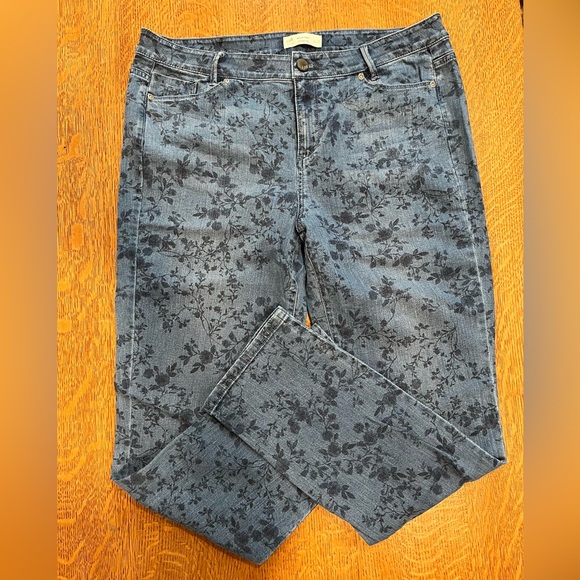 J. Jill Weekender Straight Leg Jeans - Picture 1 of 7